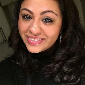 Meet your Posher, Veronica